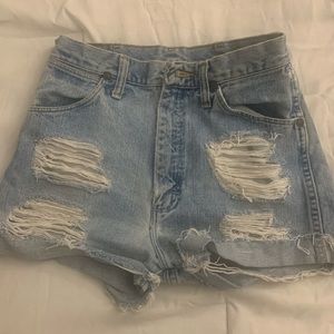 Denim distressed shorts